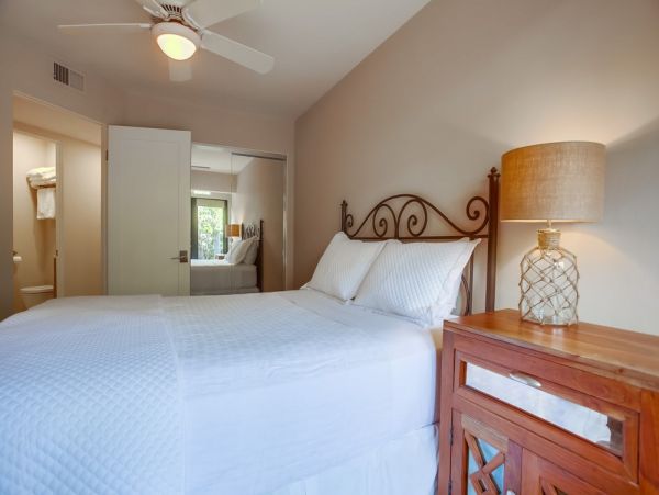San Diego Beach Communities North Home 1012778