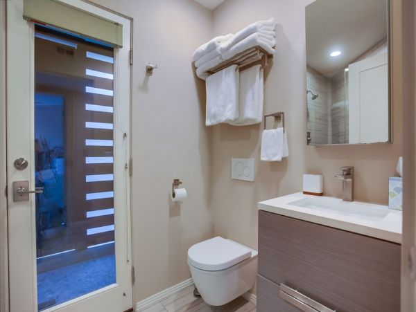San Diego Beach Communities North Home 1012778