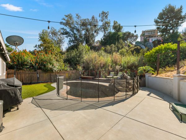San Diego Beach Communities North Home 1012779