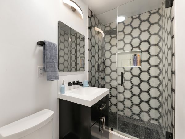 San Diego Beach Communities North Home 1012779
