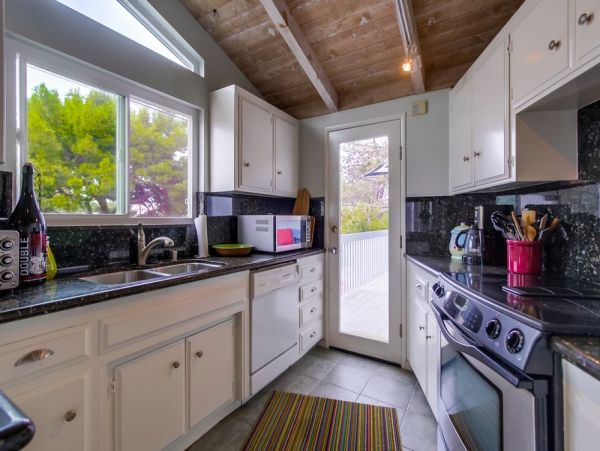 San Diego Beach Communities North Home 1012780