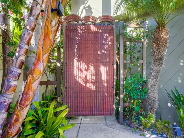 San Diego Beach Communities North Home 1012781