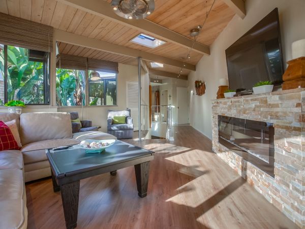 San Diego Beach Communities North Home 1012781