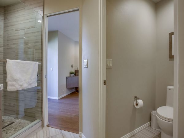 San Diego Beach Communities North Home 1012781