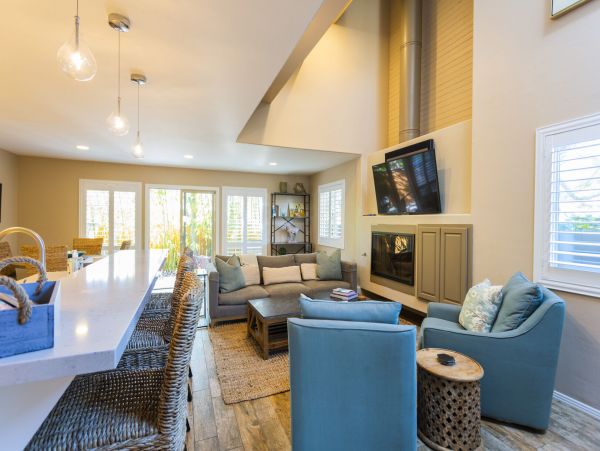 San Diego Beach Communities North Home 1012782
