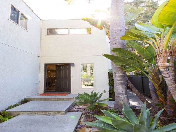 San Diego Beach Communities North Home 1012782