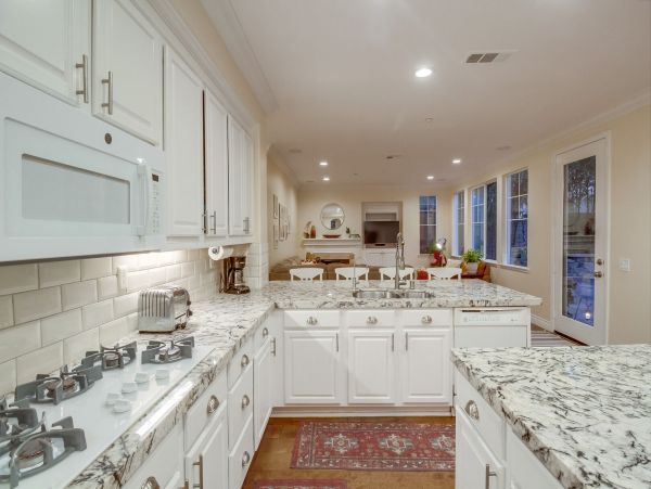 San Diego Beach Communities North Home 1012783