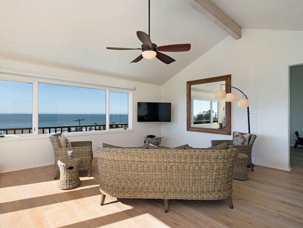 San Diego Beach Communities North Home 1012784