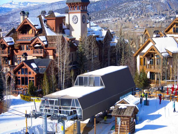 Charming Arrowhead 2 Bedroom Condo Sleeps 4
