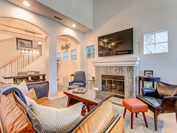 San Diego Beach Communities North Home 1012786