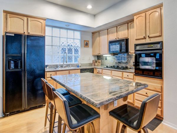 San Diego Beach Communities North Home 1012786