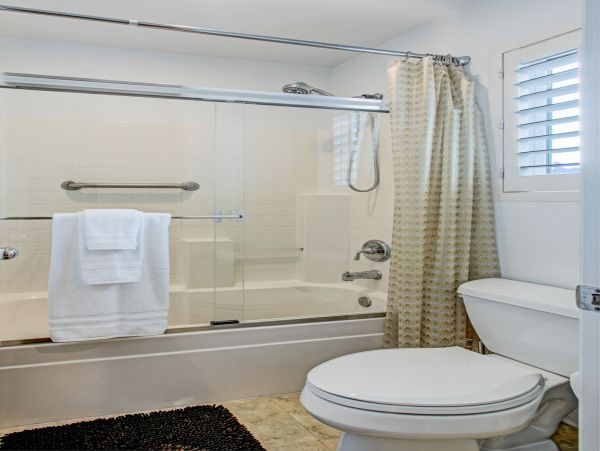 San Diego Beach Communities North Home 1012786