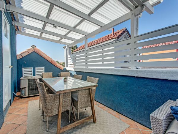 San Diego Beach Communities North Home 1012786