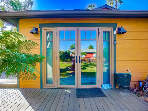 Oceanside Vacation Home Walk to Beach