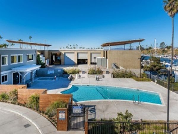 San Diego Beach Communities North Condo 1012789