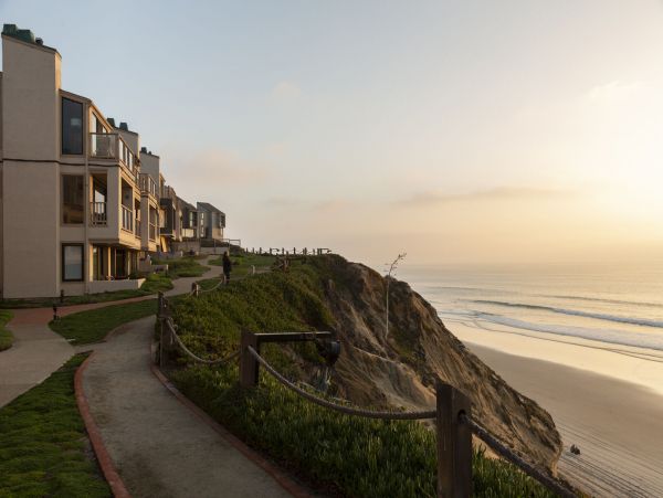 San Diego Beach Communities North Home 1012793