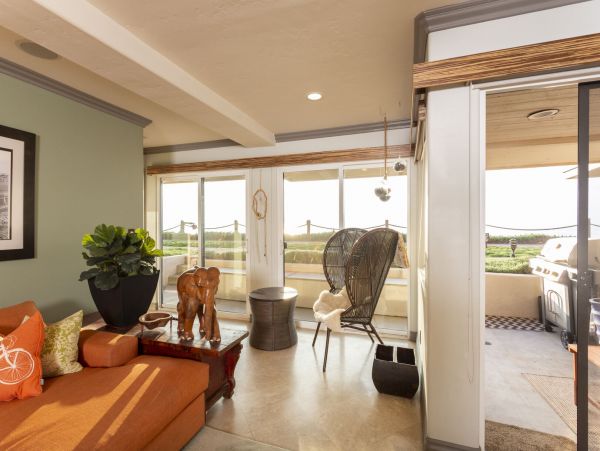 San Diego Beach Communities North Home 1012793