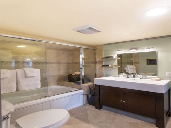 San Diego Beach Communities North Home 1012793