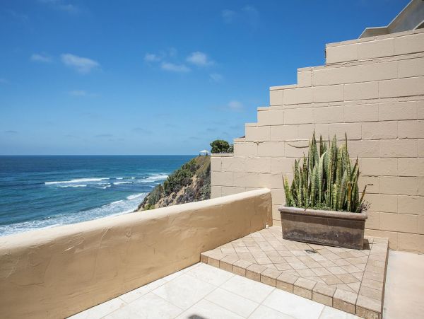 San Diego Beach Communities North Home 1012794