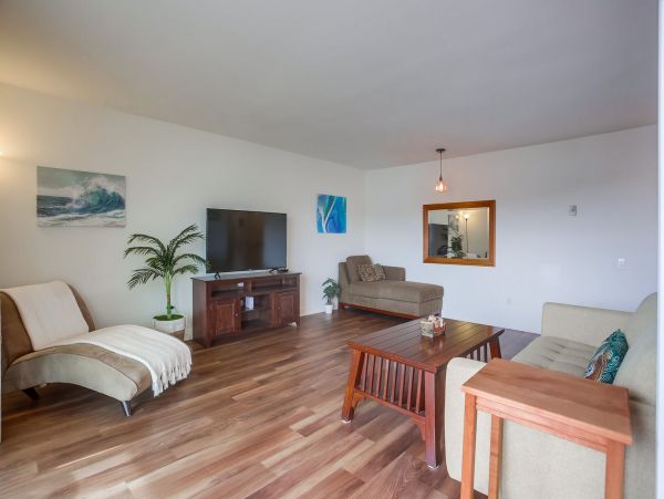 San Diego Beach Communities North Home 1012795