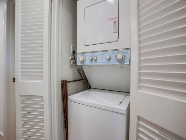 San Diego Beach Communities North Home 1012795