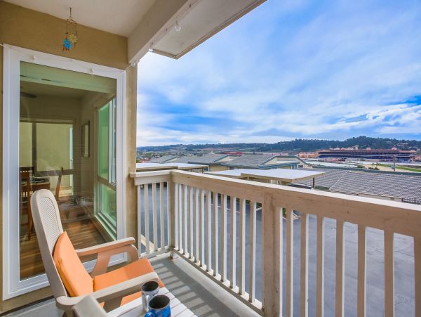 San Diego Beach Communities North Home 1012795