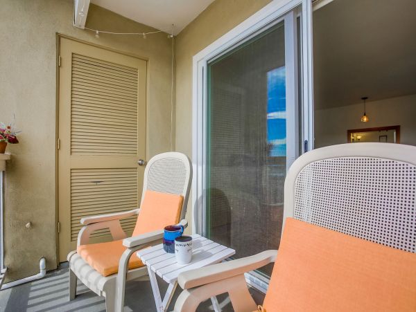 San Diego Beach Communities North Home 1012795