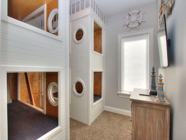 Luxury Beach House for 24 Guests Stunning North Forest Beach