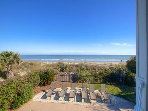 Luxury Beach House for 24 Guests Stunning North Forest Beach