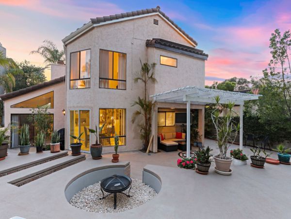 San Diego Beach Communities North Home 1012799
