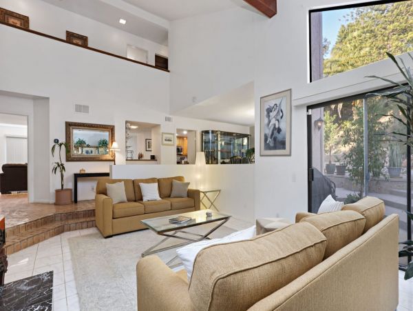 San Diego Beach Communities North Home 1012799