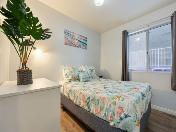 Beachfront 3 Bedroom Vacation Rental in Mission Beach