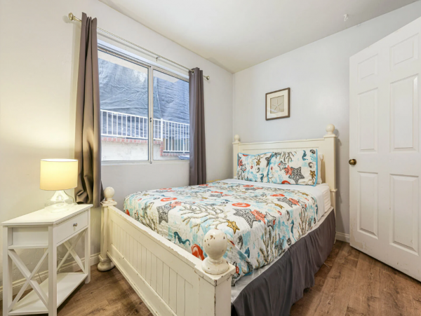 Beachfront 3 Bedroom Vacation Rental in Mission Beach