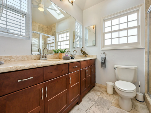 Beachfront 3 Bedroom Vacation Rental in Mission Beach