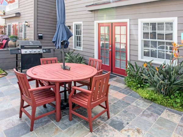 Beachfront 3 Bedroom Vacation Rental in Mission Beach