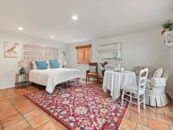 Santa Barbara County Home 1012802