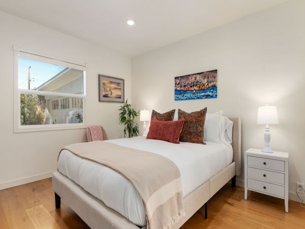 Two Bedroom beach cottage , steps to beach