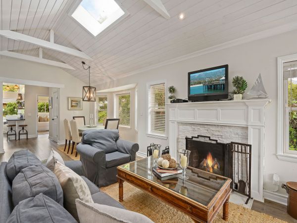 Santa Barbara County Home 1012811