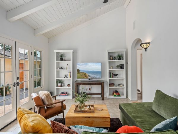 Santa Barbara County Home 1012812