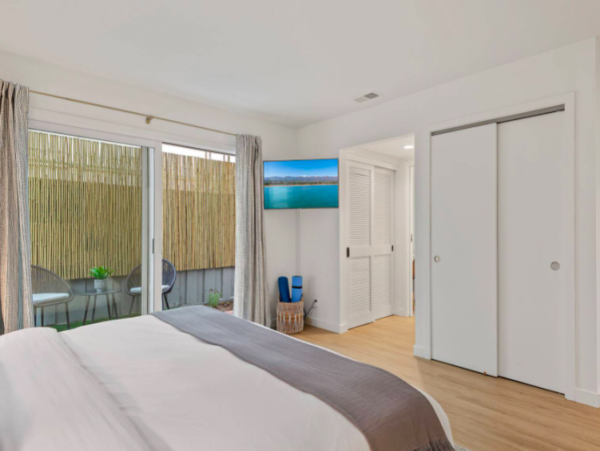Renovated Two Bedroom Townhome walking distance to State Street, West Beach, The Harbor and the Funk