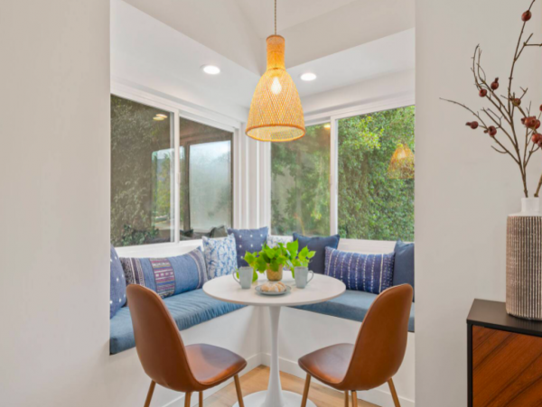 Renovated Two Bedroom Townhome walking distance to State Street, West Beach, The Harbor and the Funk