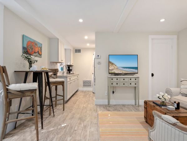Santa Barbara County Home 1012827