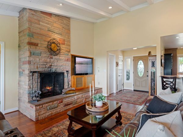 Santa Barbara County Home 1012829