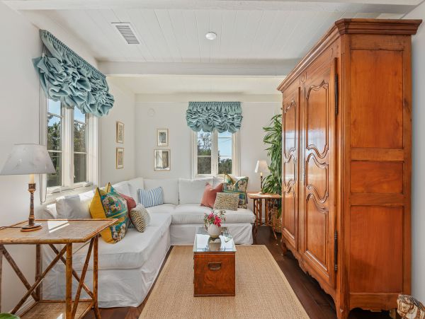 Santa Barbara County Home 1012833