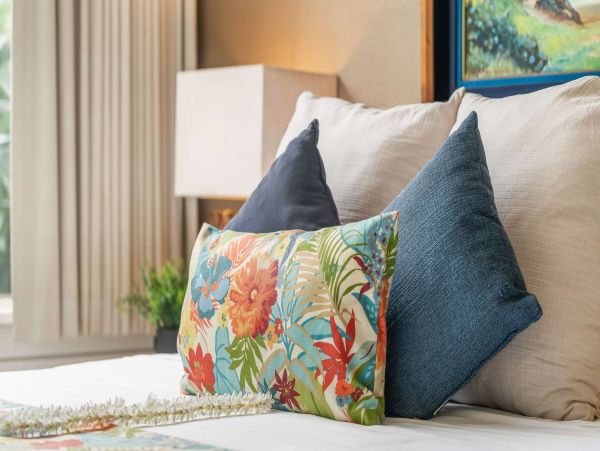 Oceanfront Vacation Condo in Kaanapali Sleeps 4 Guests