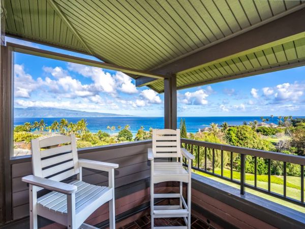 Kapalua Walk to Beach One Bedroom Vacation Rental 4 Guests