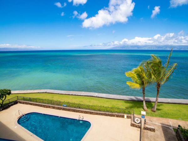 Ocean Views Ground Floor Vacation Condo 1 Bedroom in Lahaina