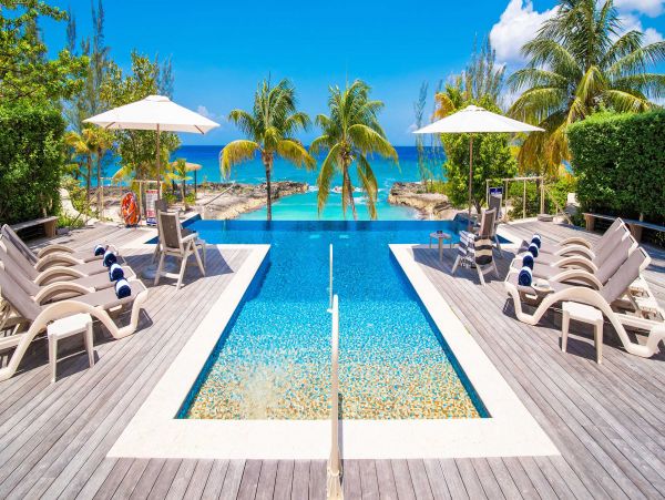 Cayman Islands Luxurious Vacation Villa Sleeps 6 Guests