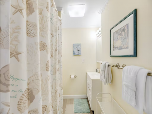 Ocean Views Marathon Vacation Home Four Bedroom