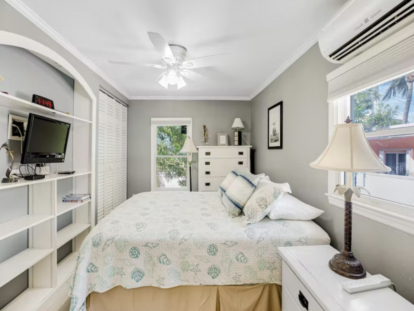 Ocean Views Marathon Vacation Home Four Bedroom